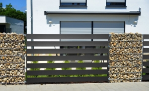 Nowoczesne przęsło ogrodzeniowe 100x100 poziome